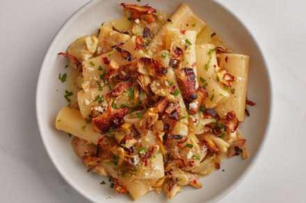 Image for Crispy Artichoke Pasta