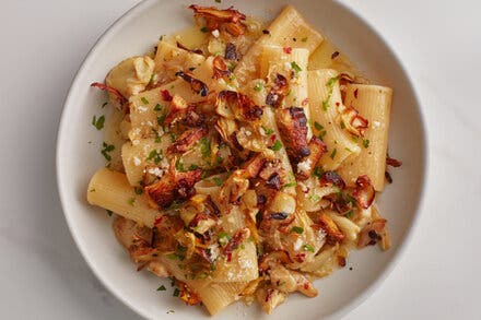 Crispy Artichoke Pasta