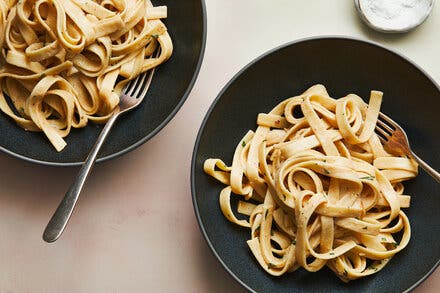 Fettuccine With Creamy Black Garlic Sauce