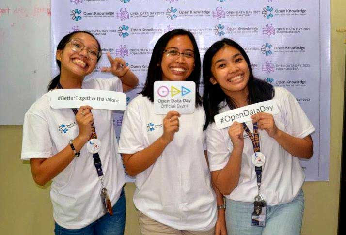 Grantees from the Philippines running an event on Open Data Day (Manila, Mar 2023)