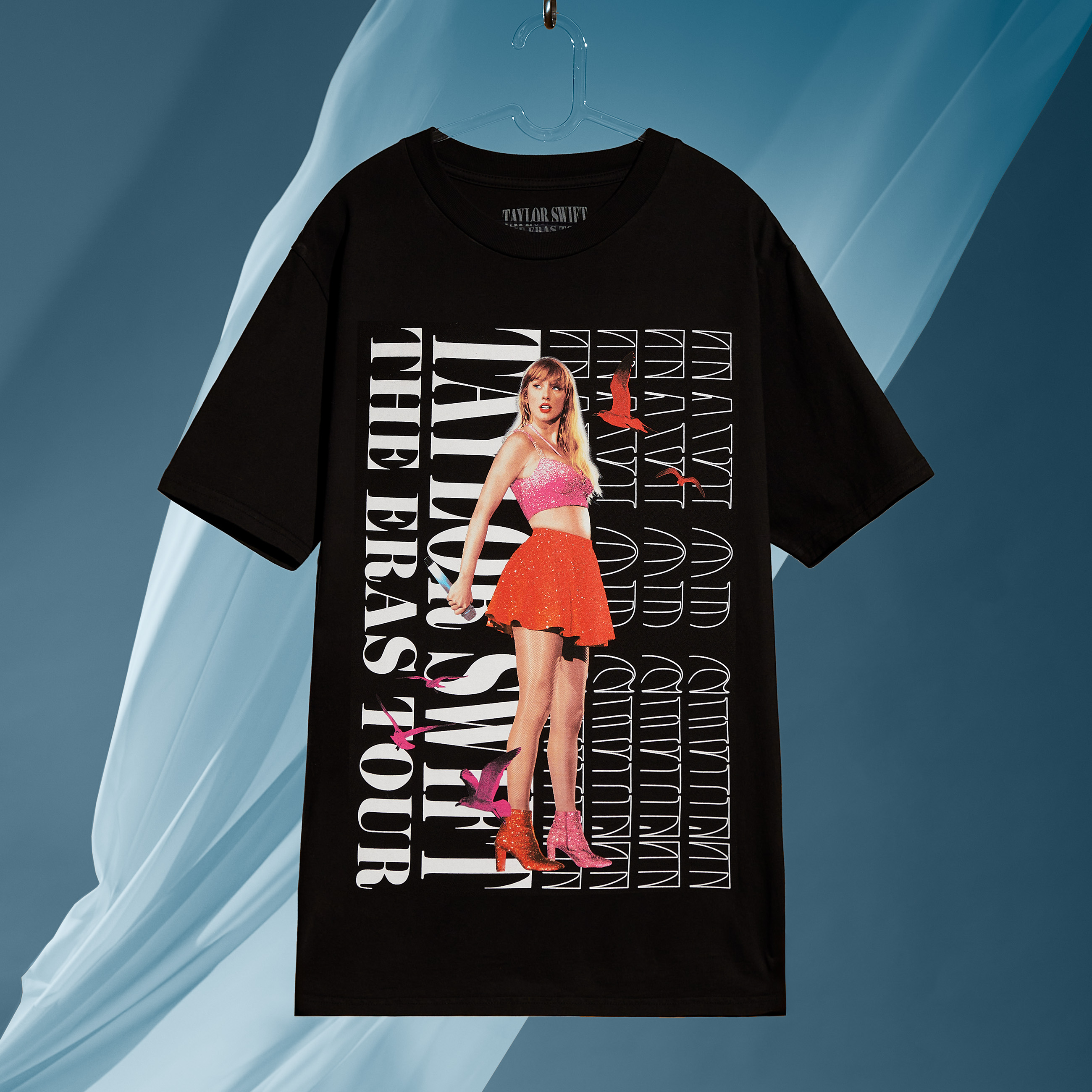 Taylor Swift | The Eras Tour 1989 (Taylor's Version) Live Photo Oversized T-Shirt Lifestyle front