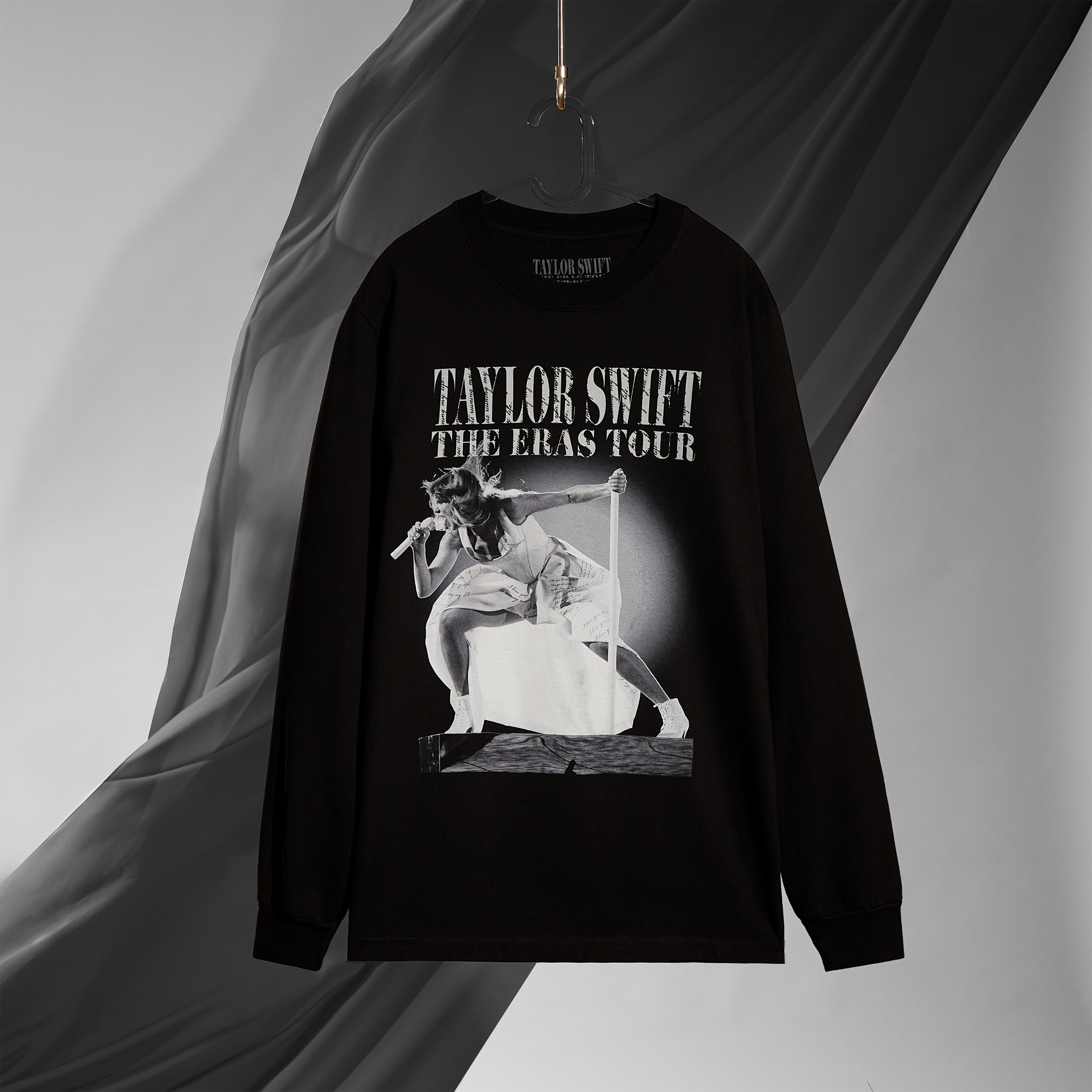 Taylor Swift | TTPD Live Photo Long Sleeve Oversized T-Shirt