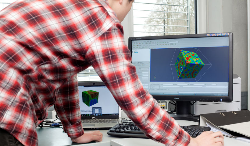 Auch der sinvolle Einsatz von IT sowie die Materialmodellierung sind elementarer Bestandteil des Studiums.