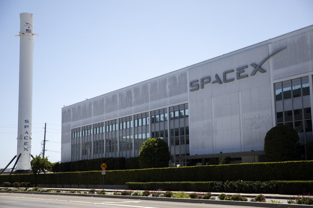 Elon Musk vows to move X, SpaceX headquarters from California to Texas 
