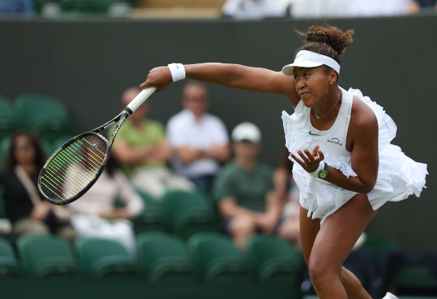 Sight Lines: Wimbledon Photo Gallery Day 1 by Rob Newell 