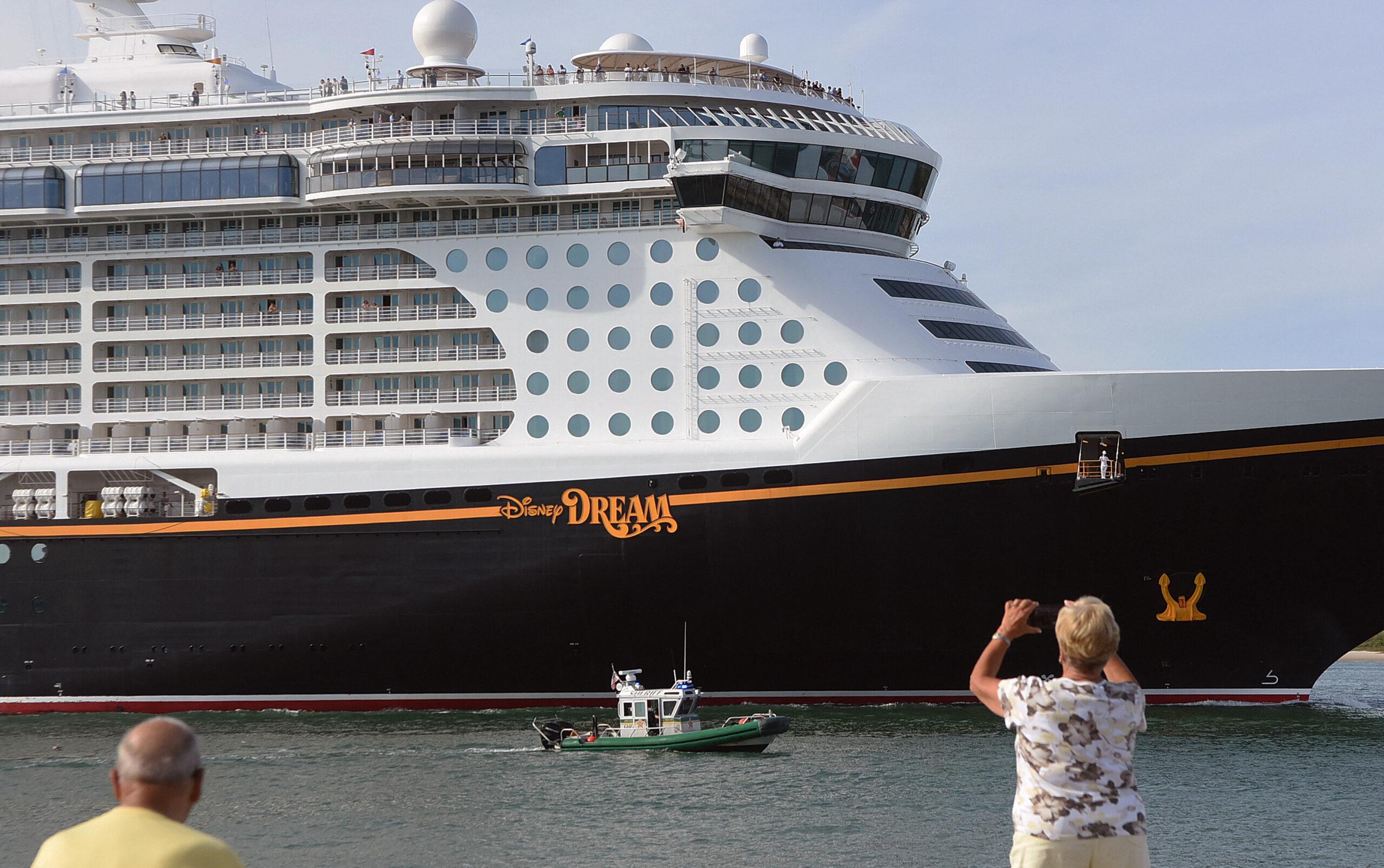 Disney Dream docked in Florida