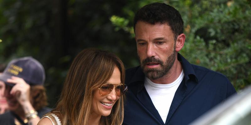 Jennifer Lopez and Ben Affleck take a private cruise on the Seine river