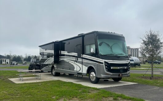 Luxury Pull-Through RV Site