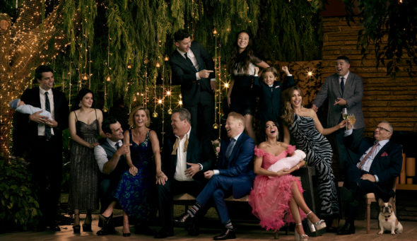 Modern Family TV show on ABC: canceled? renewed for season 12?