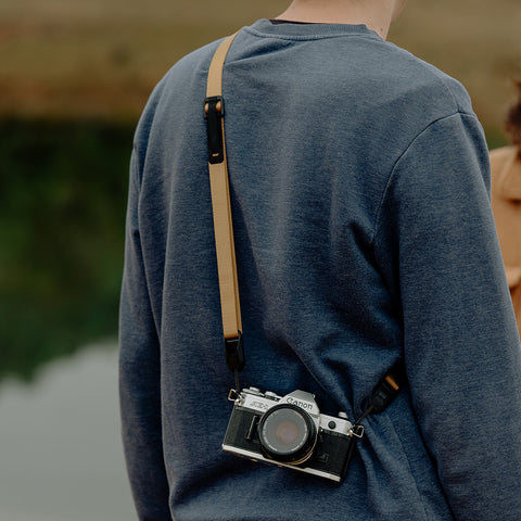 Alvin's coyote leash setup as sling carry