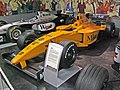 1998年のMP4-13A シーズン開始前のプロトタイプマシンで暫定カラーとしてニュージーランドナショナルカラーを復活させている