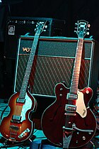 Guitarras de McCartney e Harrison