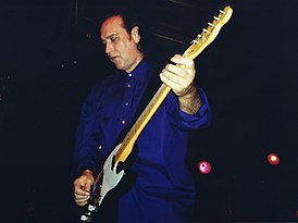 Дейв Дэвис в 2002 году