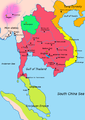 Péninsule indochinoise vers 900 : vert : Hariphunchai rouge : empire khmer jaune : royaume de Champa orange : dynastie Tang rose : Dvâravatî