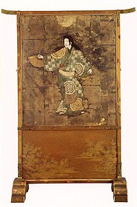 A tall 1700s tsuitate, presumably a replica konmeichi screen.[4]