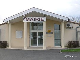 The town hall in Gauriaguet