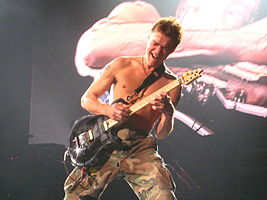 Van Halen onstage in 2007