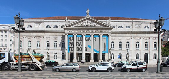 瑪麗亞二世國家劇院，是里斯本最具代表性的新古典主義建築。