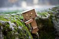 Danbo escalando.