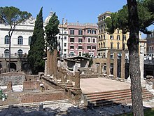 PICT0510 - Largo di Torre Argentina.jpg