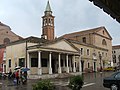 Chioggia - Loggia dei Bandı ve San Giacomo Apostolo Kilisesi.