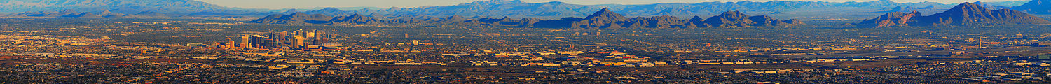 Panorama vido de Fenikso je 2008