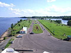 Confluencia del Volga y el Kótorosl, un lugar de paseo en la ciudad de Yaroslavl