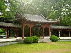 Classical buildings in the Mochou Lake