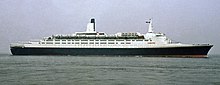 Photograph of the starboard side of Queen Elizabeth II.