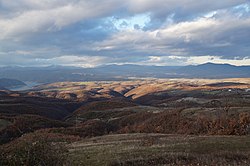 山峦及湖泊