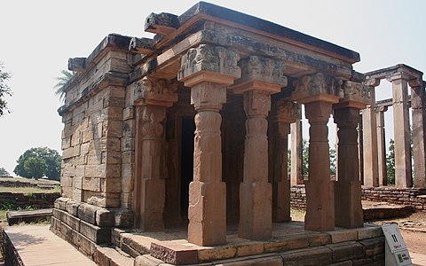 A tetrastyle prostyle Gupta period temple at Sanchi besides the Apsidal hall with Maurya foundation, an example of Buddhist architecture and Hindu architecture.[160][failed verification][161][162] 5th century CE.