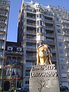 Statua all'aviatore Jean de Selys Longchamps, av. Louise