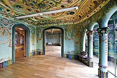 Art Nouveau festoons on the walls and columns of a room in the Casa Comalat, Barcelona, Spain, by Salvador Valeri i Pupurull, 1911[15]