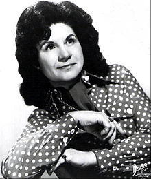 1974 publicity shot of Kitty Wells