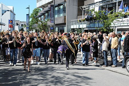 Gateparade utenfor Alexandra hotell, 2010