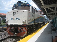 M-K F40PHM-2C locomotive at West Palm Beach