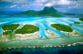 Clima tropical en Bora Bora (Polinesia francesa).