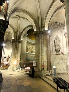 Disambulatory chapels, looking east