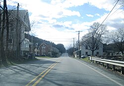 Klinesville along westbound Old Route 22