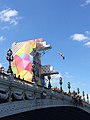 Plongeoir installé sur le pont Alexandre-III en juin 2017.