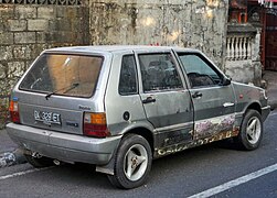 Fiat Uno 70 SL (26833334725).jpg