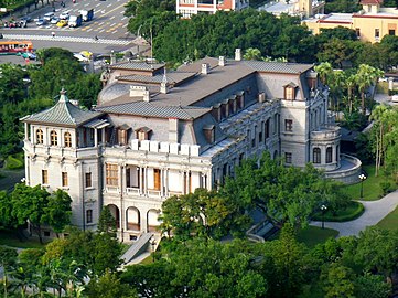 俯望台北賓館本館