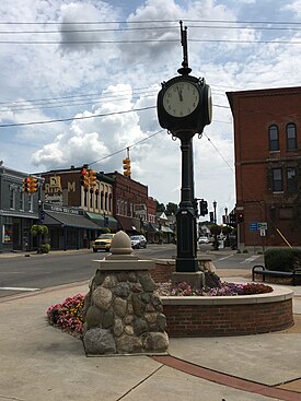 Downtown Flushing looking east along Main Street from the Flint River