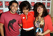 Jackson (middle) with Matthew Zeghibe (left) and Teresa Scionti (right) (26 September 2006)