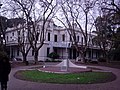 Español: Edificio central de la Facultad de Ingeniería de la UNLP