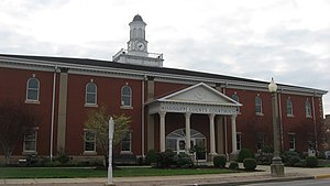 Mississippi County Courthouse in Charleston