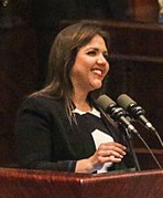 POSESIÓN VICEPRESIDENCIAL - MARIA ALEJANDRA VICUÑA (24678215297) (cropped).jpg