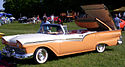 Ford Fairlane 500 Skyliner 1957