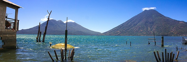 Jezero Atitlán, pogled iz mesta San Marcos Guatemala