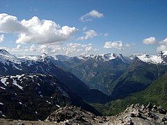 Dalsnibba; view towards Geiranger